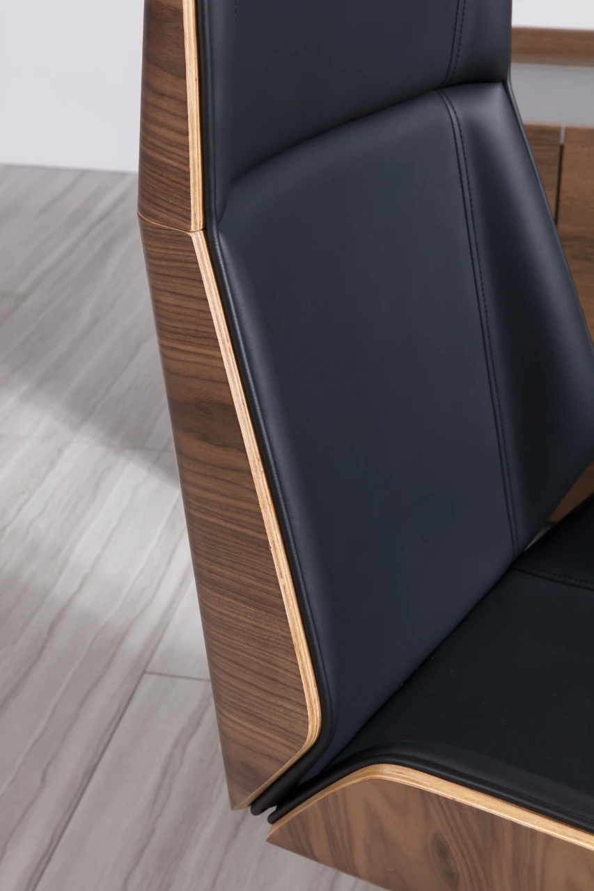 Interior D244 High Back Black PU Leather Plywood Swivel